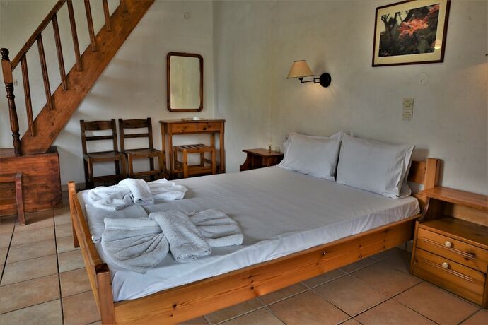 Imagen de la habitación del Hotel Elpida, Alikanas. Foto 15