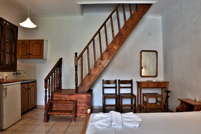 Imagen general del Hotel Elpida, Alikanas. Foto 12