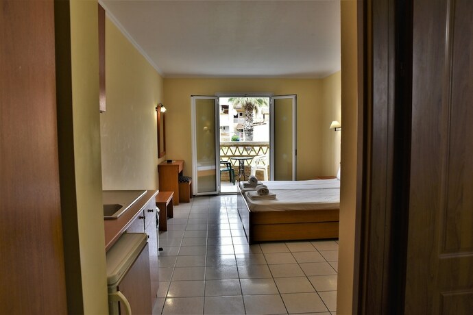 Imagen de la habitación del Hotel Elpida, Alikanas. Foto 18