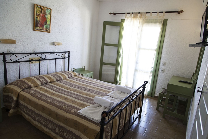 Imagen de la habitación del Hotel Elpida Village. Foto 7