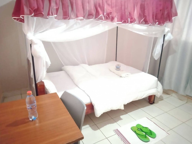 Imagen de la habitación del Hotel Elris Guest House and. Foto 3