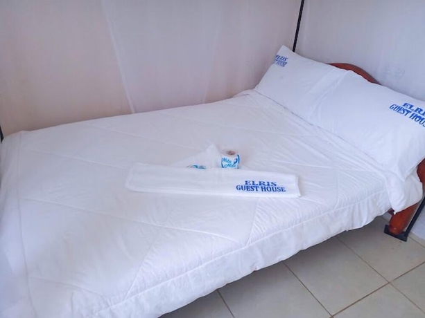 Imagen de la habitación del Hotel Elris Guest House and. Foto 10
