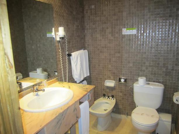 Imagen de la habitación del Hotel Els Avets. Foto 3