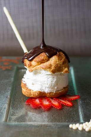 Imagen del bar/restaurante del Hotel Els Caçadors. Foto 7