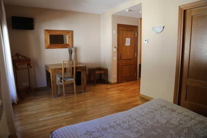 Imagen general del Hotel Els Encantats. Foto 3