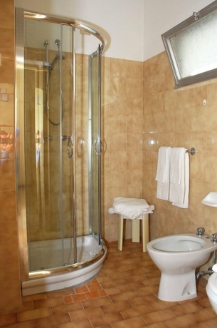 Imagen de la habitación del Hotel Elsa, Cervia. Foto 10
