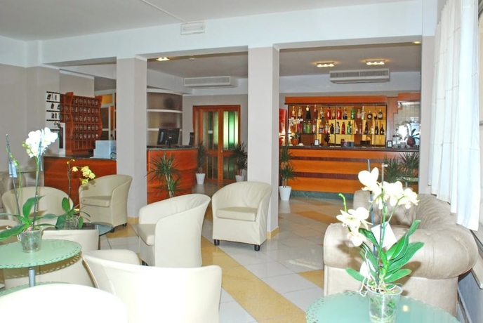 Imagen de los interiores del Hotel Elsa, Cervia. Foto 17