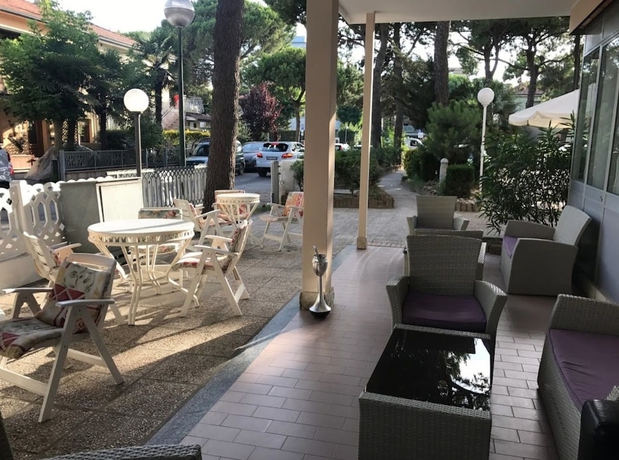 Imagen de los exteriores del Hotel Elsa, Cervia. Foto 14