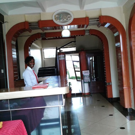 Imagen de los interiores del Hotel Elsa, Ciudad de Meru. Foto 19