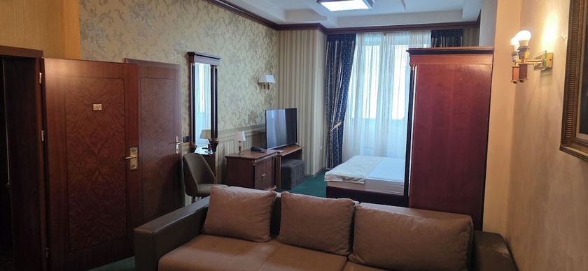 Imagen de la habitación del Hotel Elsa, SKOPJE. Foto 7