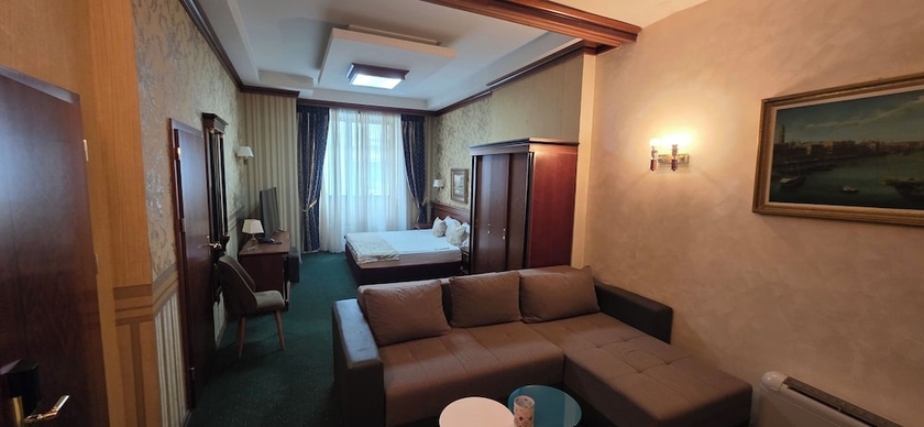 Imagen de la habitación del Hotel Elsa, SKOPJE. Foto 9