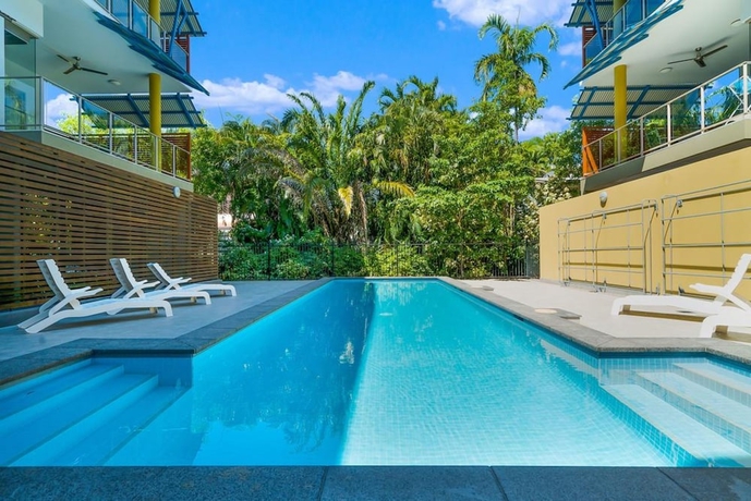 Imagen de los exteriores del Hotel Elsey On Parap. Foto 15