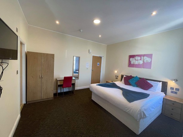 Imagen de la habitación del Hotel Elsinore. Foto 8