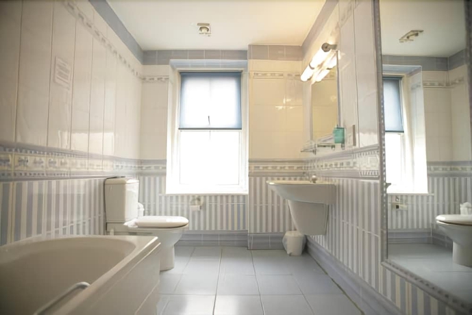 Imagen de la habitación del Hotel Elstead. Foto 15