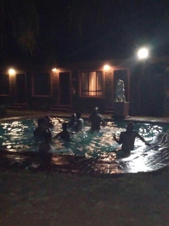 Imagen de la piscina del Hotel Eltasha Guesthouse and Spa. Foto 16