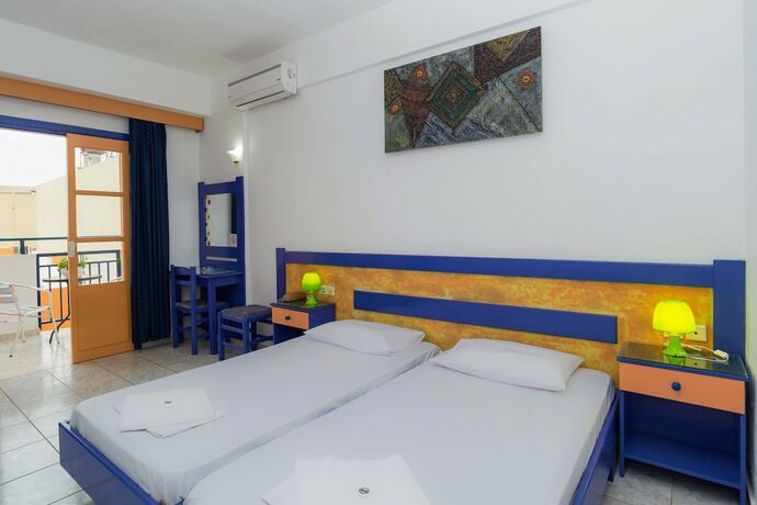 Imagen general del Hotel Eltina Apartments. Foto 10