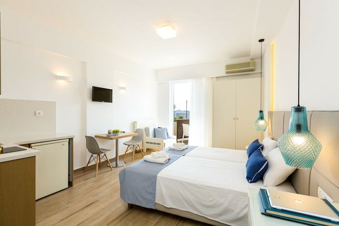 Imagen de la habitación del Hotel Eltina. Foto 11