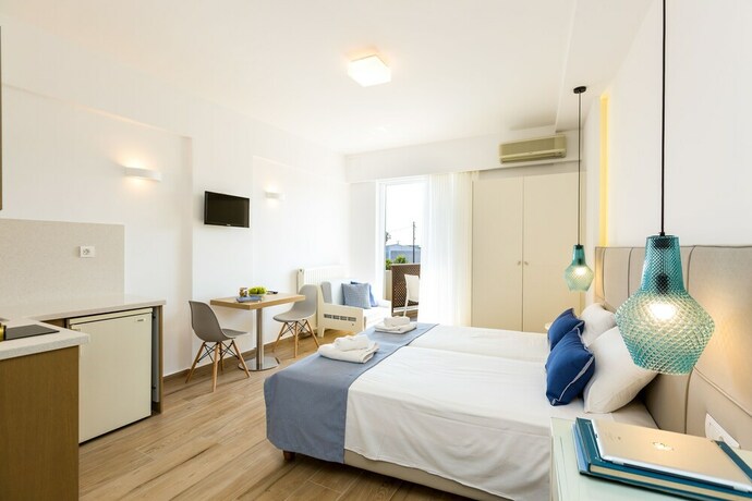 Imagen de la habitación del Hotel Eltina. Foto 29