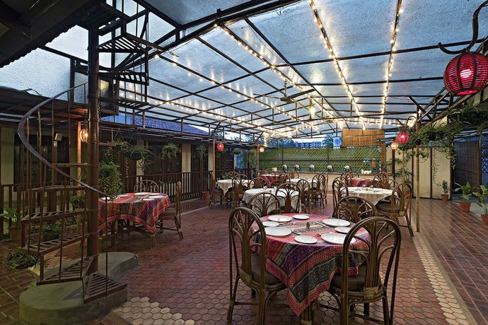 Imagen del bar/restaurante del Hotel Eltravo Jaipur. Foto 2