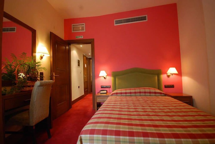 Imagen de la habitación del Hotel Elvetia. Foto 4