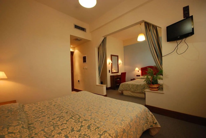 Imagen de la habitación del Hotel Elvetia. Foto 7