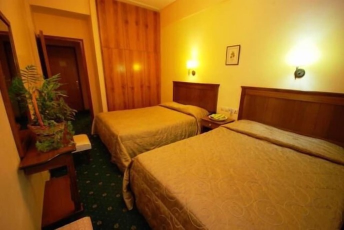 Imagen de la habitación del Hotel Elvetia. Foto 9
