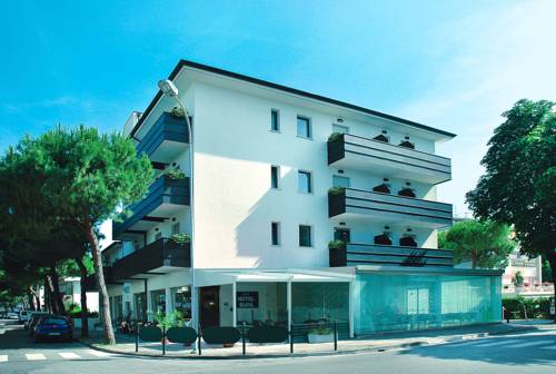 Imagen de la habitación del Hotel Elvia, Lignano Sabbiadoro. Foto 14