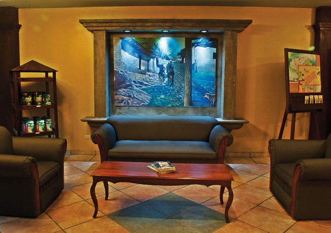 Imagen de los interiores del Hotel Elvir. Foto 11