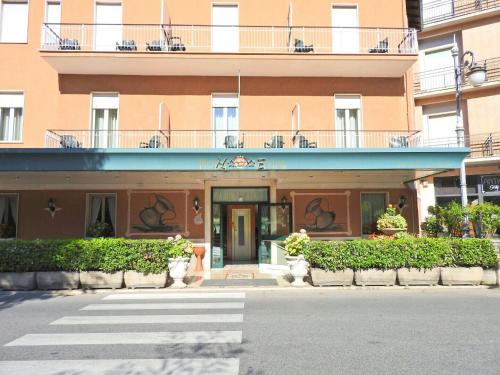 Imagen general del Hotel Elvira. Foto 2