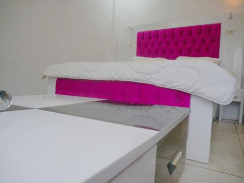 Imagen general del Hotel Elvira\'s HOME, Douala. Foto 1