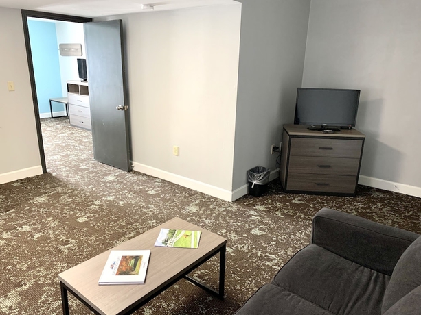 Imagen de la habitación del Hotel Elwood and Suites. Foto 9