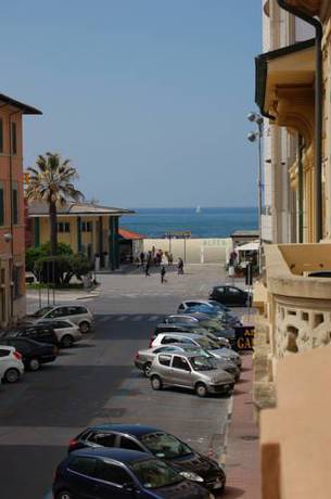 Imagen de la habitación del Hotel Ely, Viareggio. Foto 3