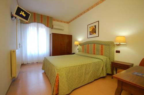 Imagen general del Hotel Ely, Viareggio. Foto 1