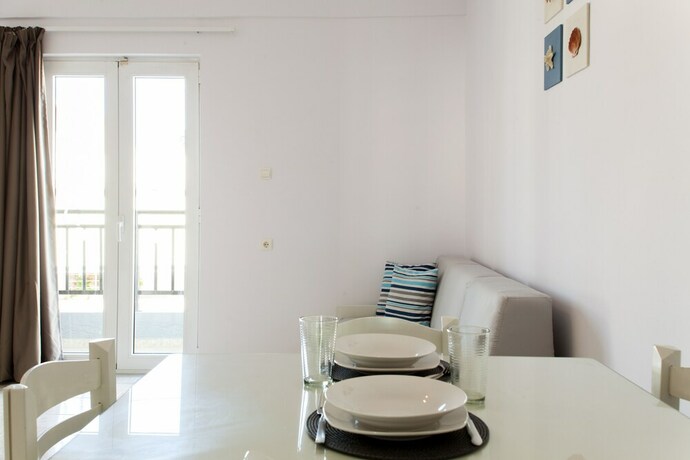 Imagen de la habitación del Hotel Elychryson. Foto 20