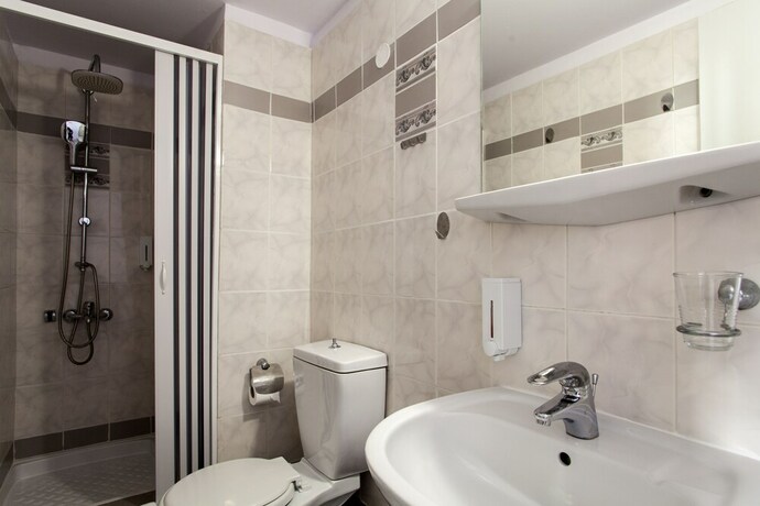 Imagen de la habitación del Hotel Elychryson. Foto 23