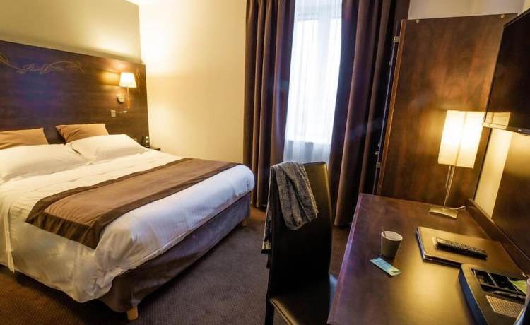 Imagen de la habitación del Hotel Elys&eacute;e, CHATEAUROUX. Foto 14