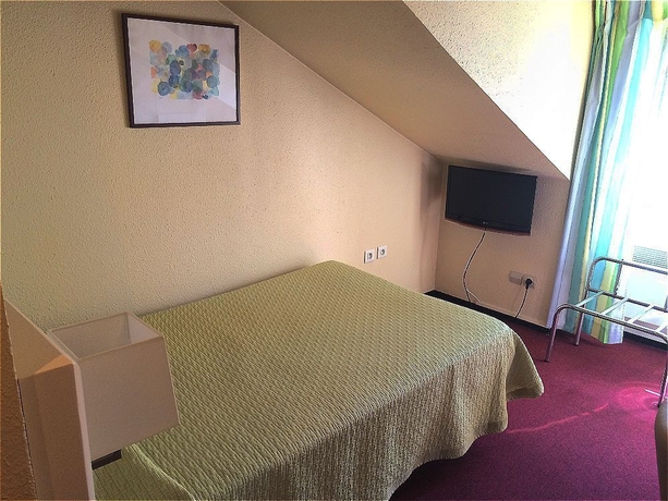 Imagen de la habitación del Hotel Elysée, Lyon. Foto 7