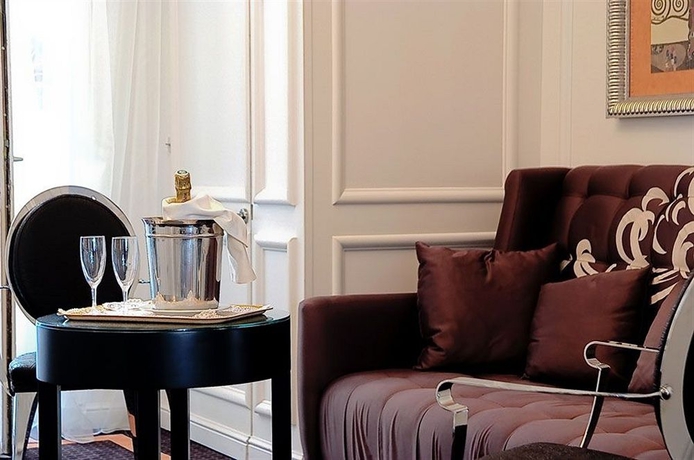 Imagen de los interiores del Hotel Elysées Céramic. Foto 11