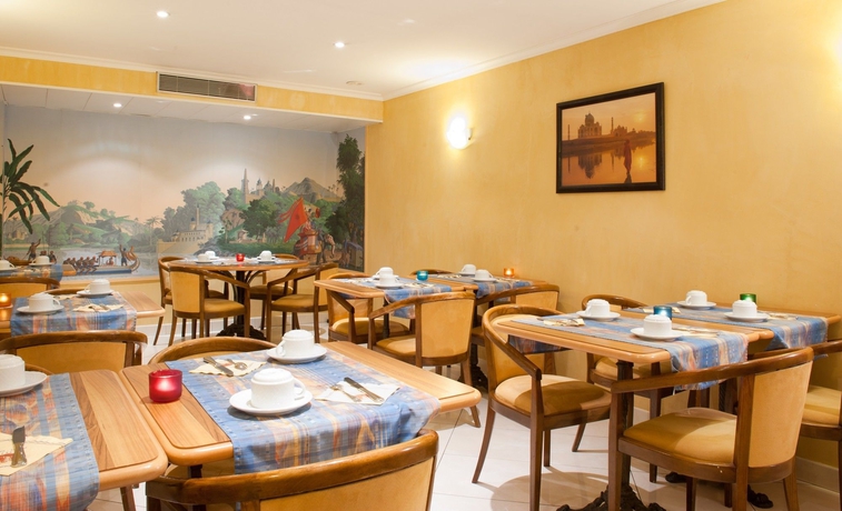 Imagen del bar/restaurante del Hotel Elys&eacute;es Op&eacute;ra. Foto 5