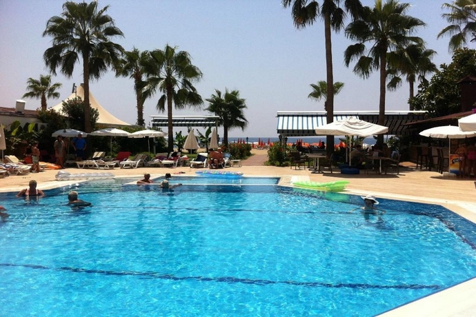 Imagen general del Hotel Elysee Beach. Foto 2