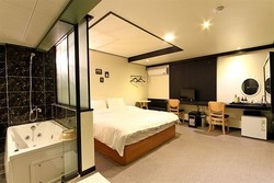 Imagen de la habitación del Hotel Elysee, Busan. Foto 4