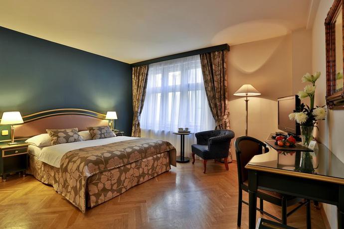 Imagen general del Hotel Elysee, Praga. Foto 14