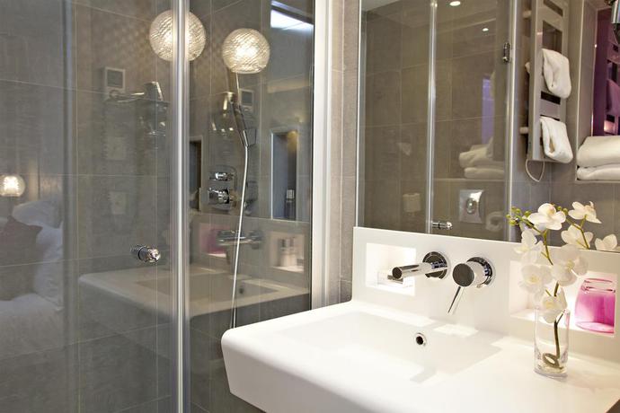 Imagen de la habitación del Hotel Elysee Secret. Foto 6