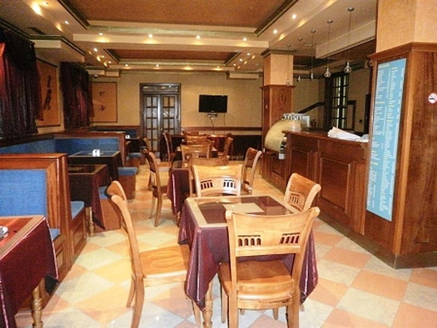 Imagen general del Hotel Elysee, Tirana. Foto 2