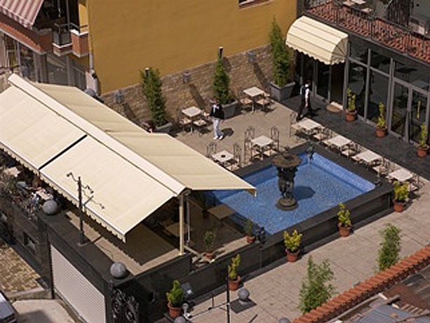 Imagen general del Hotel Elysee, Tirana. Foto 4