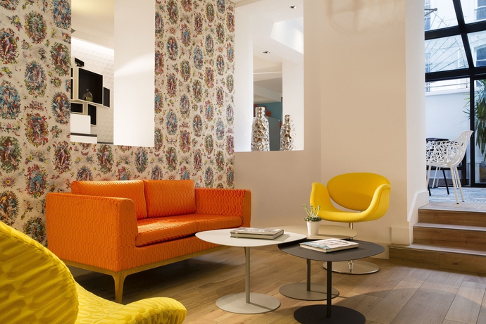 Imagen de los interiores del Hotel Elysees 8. Foto 14