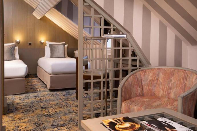 Imagen general del Hotel Elysees. Foto 15