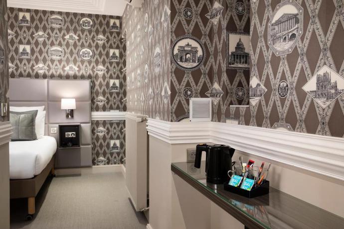 Imagen general del Hotel Elysees. Foto 16