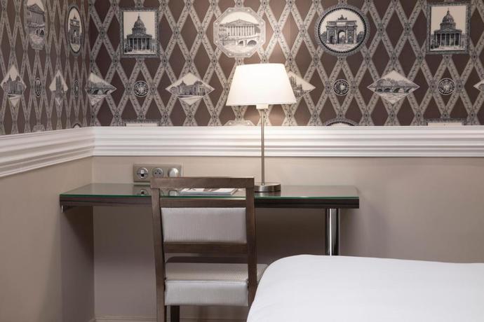 Imagen general del Hotel Elysees. Foto 17