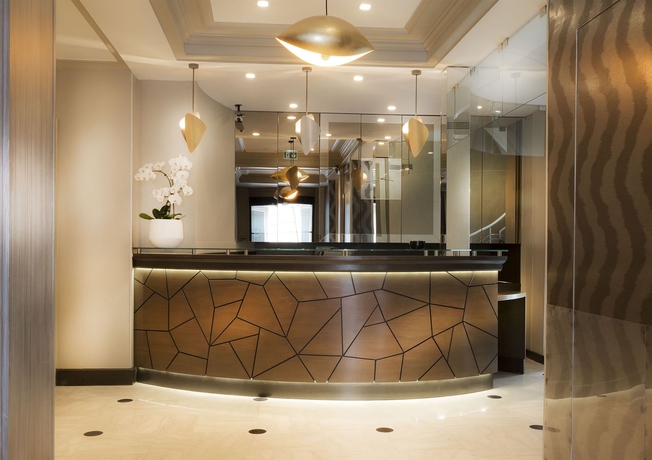 Imagen de los interiores del Hotel Elysees Union. Foto 6